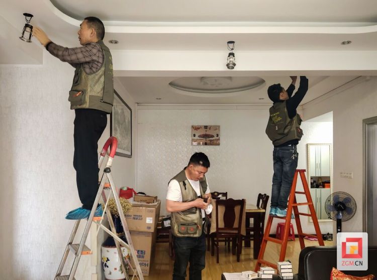 自贡高新区：“白鸽”飞上门 为91岁老兵排忧解难