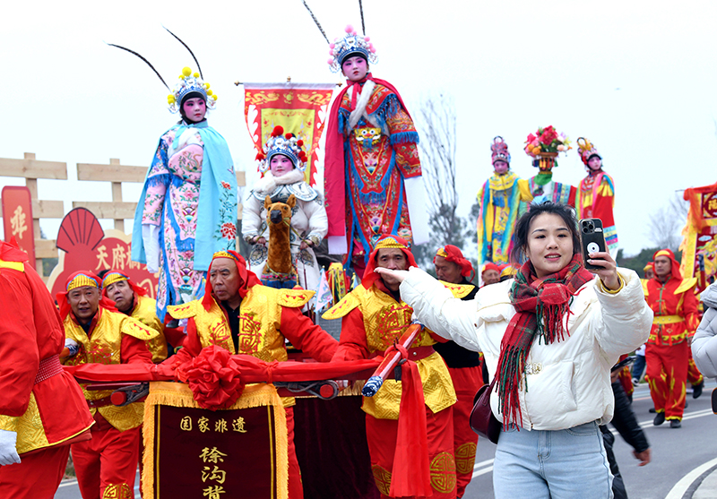 新春佳节到成都金堂看全国非遗火辣巡演