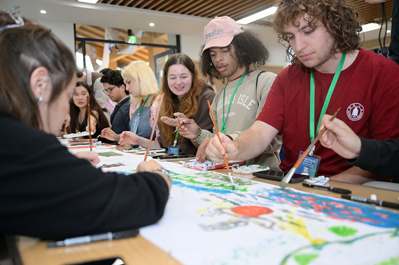 简阳“圈粉”国际主播网红：乡村振兴活力足 非遗传承韵味浓_fororder__DSC5921