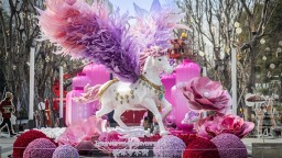 还得是水街！“彩翼神驹”亮相！