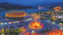 聚沙成塔看沙湾：“天上的街市”正变为人间烟火