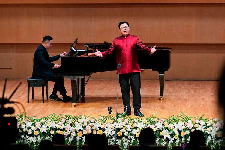 四川民歌随想曲音乐会成都首秀
