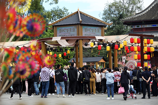 成都武侯祠博物馆国庆活动亮点纷呈精彩不停