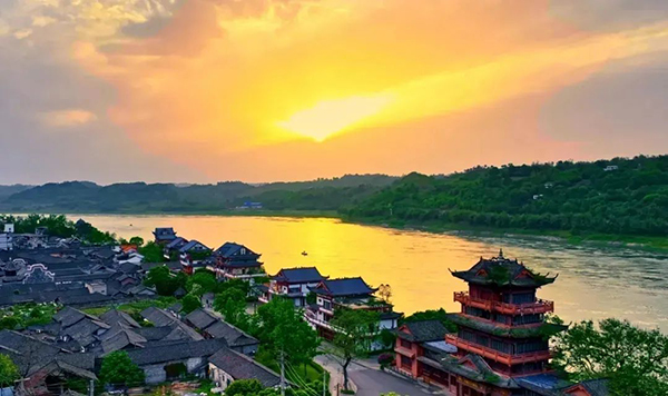 招才引智 宜宾深化人才与城市的双向奔赴_fororder_李庄古镇-供图-宜宾市融媒体