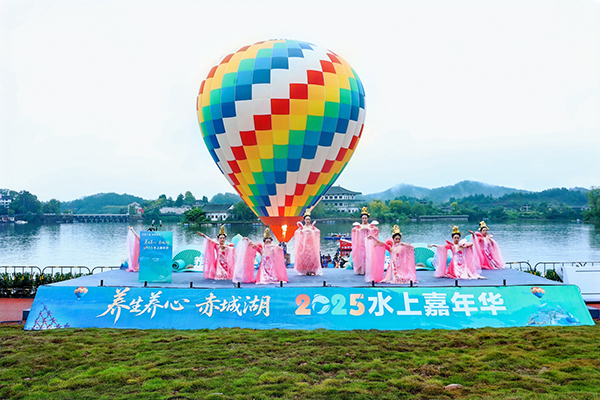 遂宁：水上嘉年华激发文旅体融合新活力 中秋国庆期间蓬溪很“热”_fororder_微信图片_2025-10-11_143938_078