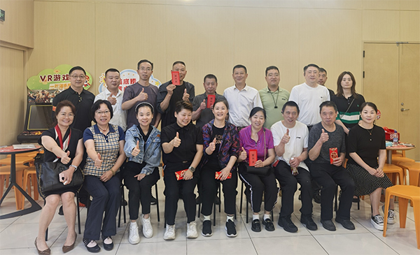 简阳：跨越千里送温暖 架起服务连心桥_fororder_未标题-2
