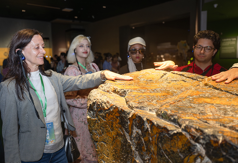 国际主播网红三星堆“奇遇记”：解锁古蜀密码 畅谈文化传播_fororder_图片 5