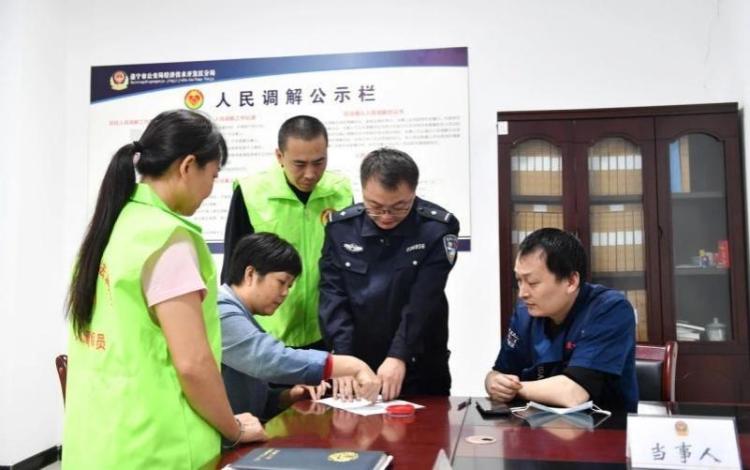 四川遂宁经开公安：“老兵方阵”架起警民“连心桥”