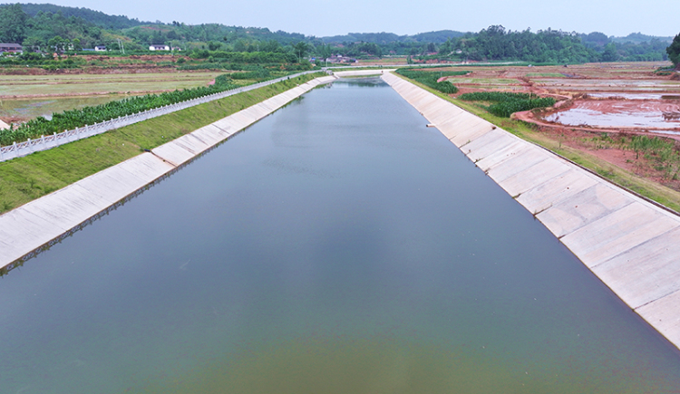 眉山仁寿：河流治理惠民生_fororder_2025年5月26日，航拍四川省眉山市仁寿县治理后的粤江河道。07