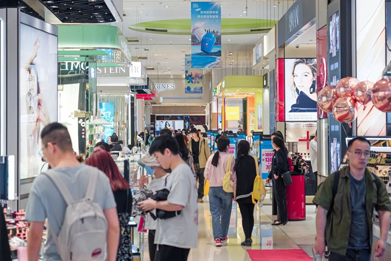 Chunxi Road Commercial District in Chengdu Aims to Become a Trillion-Yuan, World-Class Shopping Destination