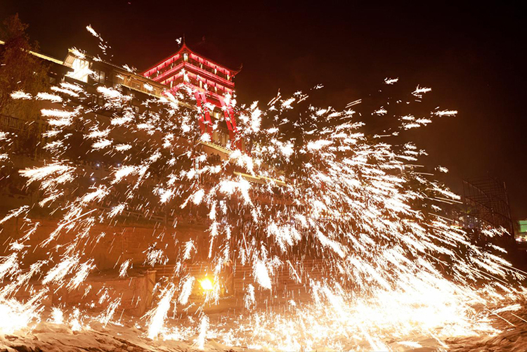 金堂年·最天府|五凤溪·《水龙吟》文旅项目元旦主题节庆活动在成都金堂举行