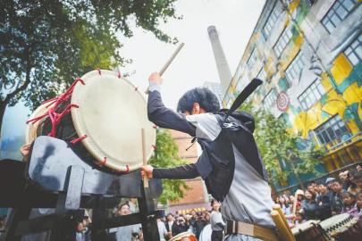 民乐持续“升温” 看年轻人如何玩转“民乐＋”