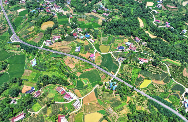 眉山仁寿：“四好农村路”条条坦途通振兴_fororder_未标题-1