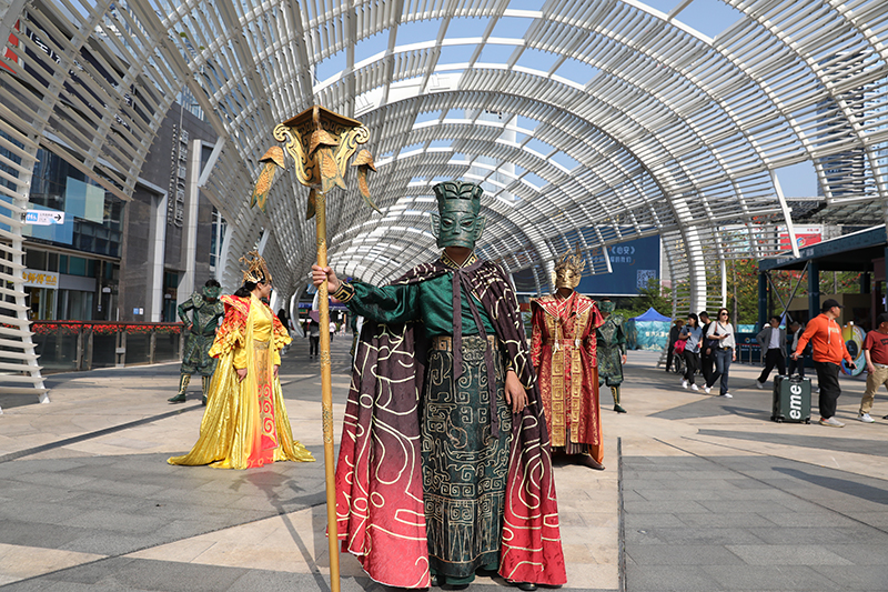 好物集市开集 德阳城市品牌推广活动（深圳站）拉开帷幕_fororder_德阳好物集市三星堆蜀王蜀后巡游