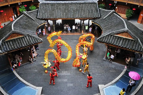 演艺引流 成都龙泉驿文旅消费热力十足_fororder_图片-2