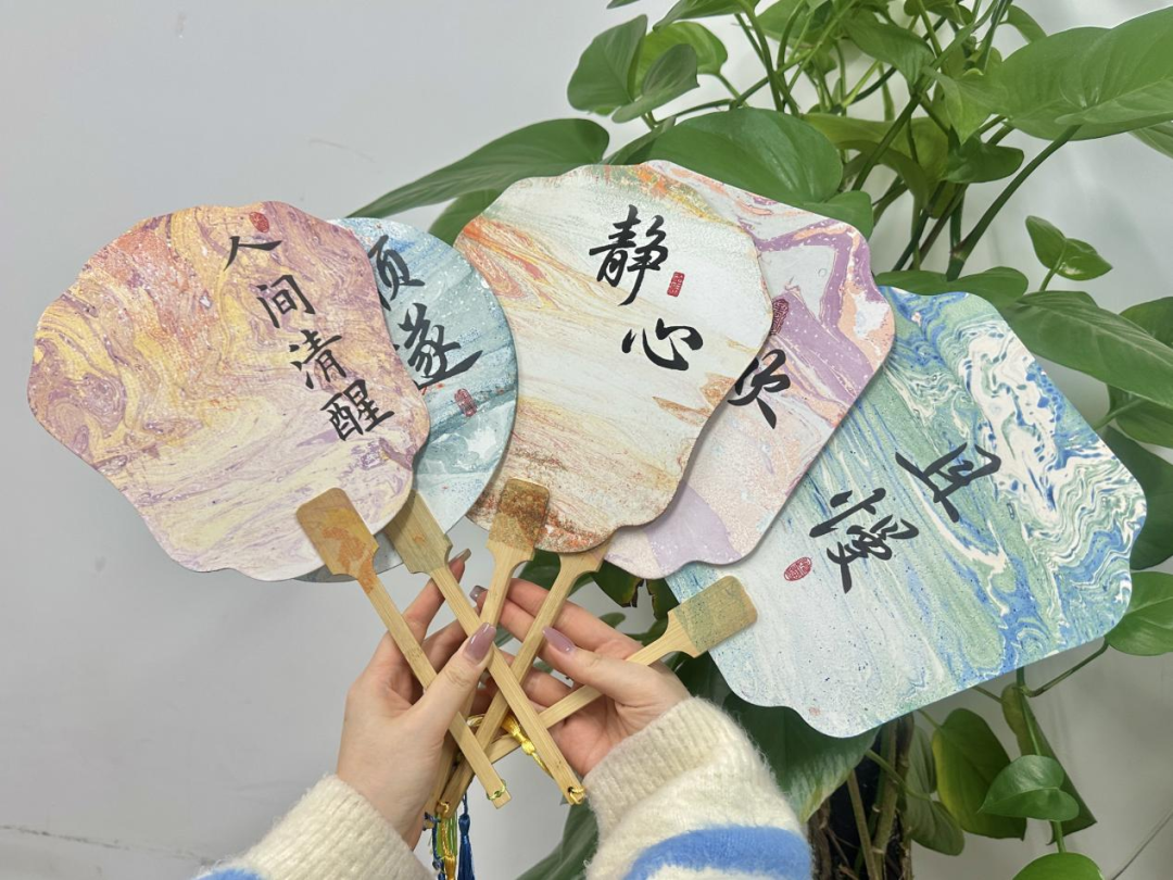 中广联合会工会开展2025“墨香送祝福·新春迎蛇年”活动