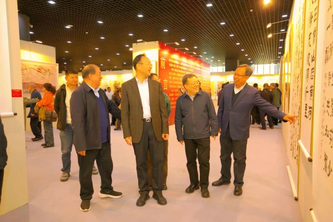 “丹青传盛世 翰墨颂神州”——庆祝新中国成立75周年书画作品展在京开幕