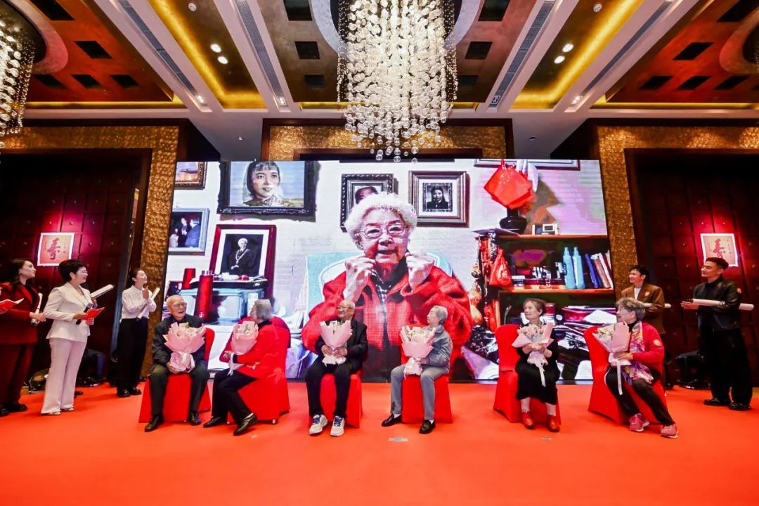 重阳百花敬老节——尊老敬贤 德艺传承活动在京举行