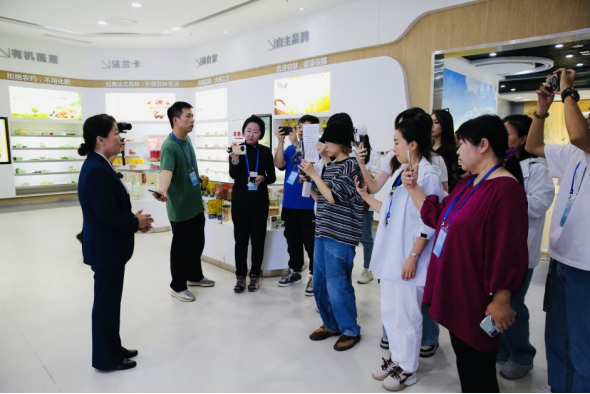 “千里山海共潮生——中国式现代化山东篇章广电融媒体采访行”活动在威海收官