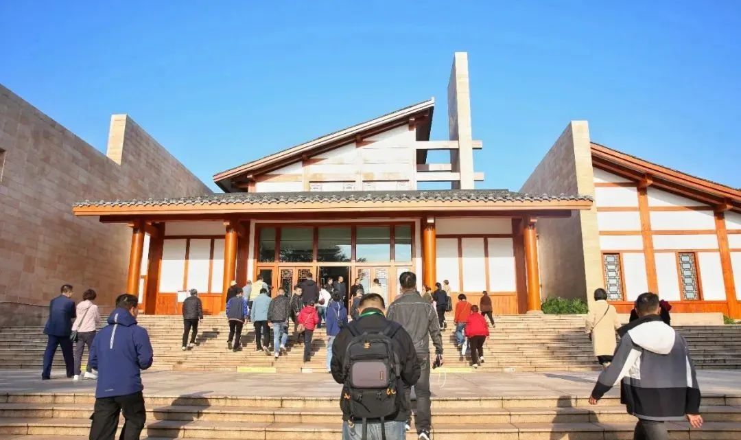 中广联合会县级融媒体中心委员会“安逸走四川·广安‘柚’相见”——百家融媒看广安大型采风展播活动启动