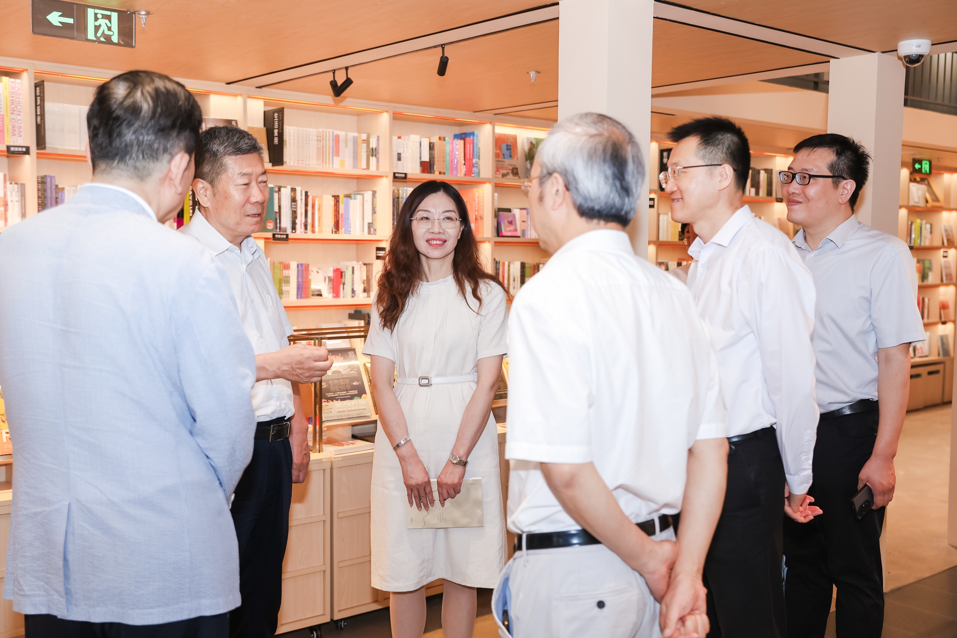 港式文化气息遇见首都文脉 联合书店・紫荆文化阅读馆开幕_fororder_ef297a6330beb8c27792638bacdf675f