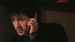 电影《三滴血》全国预售开启 胡歌文淇深陷拐卖漩涡