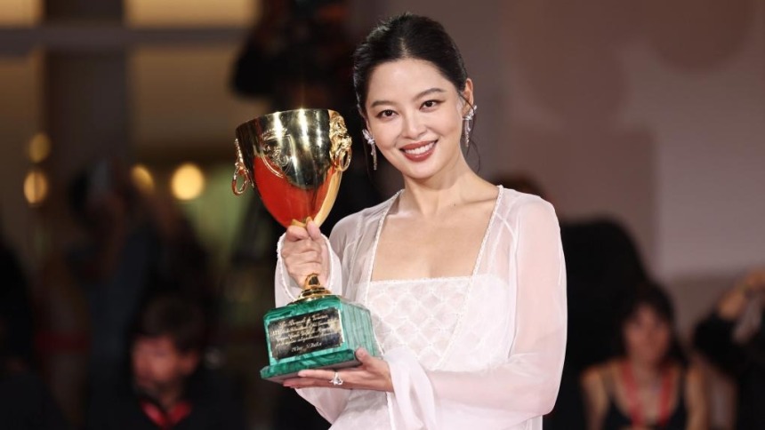 辛芷蕾夺得威尼斯电影节最佳女演员奖