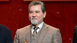 央华、大麦助推话剧《鳄鱼》登上国家级艺术殿堂 主演赵文瑄获文华表演奖