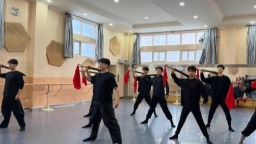 “团播江湖”观察：传统文艺院团如何靠“真功夫”出圈？